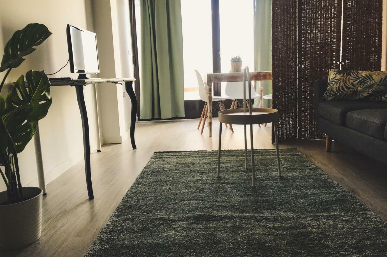 La Antigua Fonda Apartment Hervas Bagian luar foto