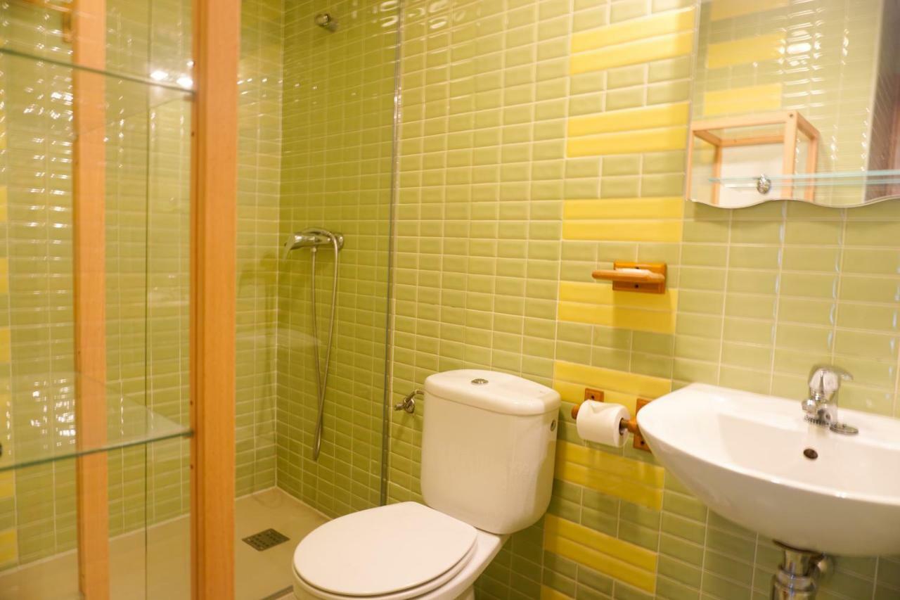 La Antigua Fonda Apartment Hervas Ruang foto